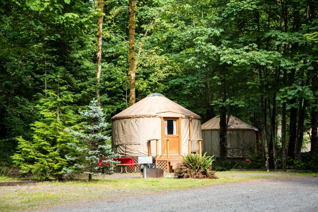 Mount Hood Village Premium Yurt 4 Welches エクステリア 写真